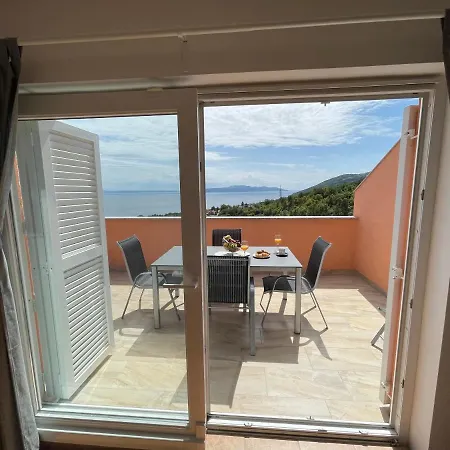 Apartman Beautiful With A Pool And Sea View *