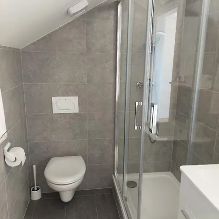 Beautiful With A Pool And Sea View Apartman *