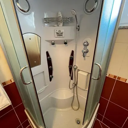 Apartman Beautiful With A Pool And Sea View *